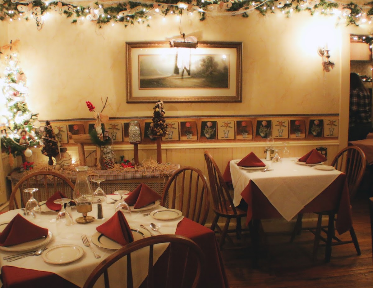 Ye Olde Centerton Inn